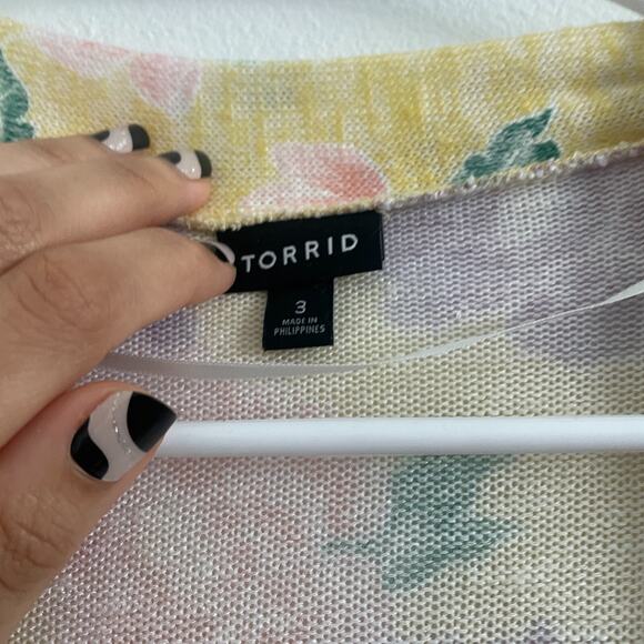 Torrid Cardigan Sweater Women 3X Yellow Floral Short Sleeve Open Knit Boho - Picture 8 of 8